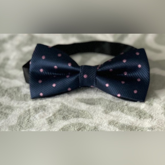 Pink Polka Dot Pre-Tie Bow Tie - Picture 3 of 3
